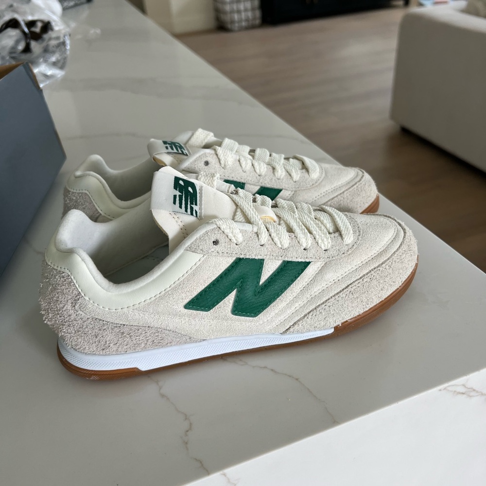 new balance RC42